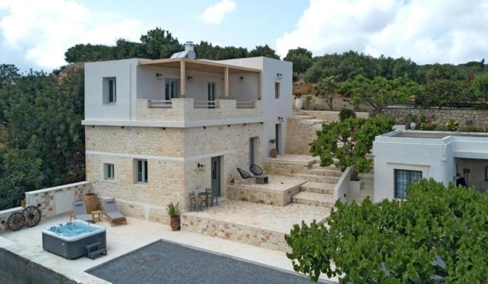 Amvikas Suites-Sitia Exterior photo